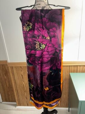 Satin Like Scarf.  Japanese flowers nwot